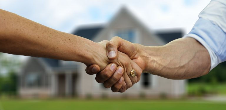 63e586bc3b53a8817718cfd7_step-6-negotiating-with-the-house-buyer-768x375-1